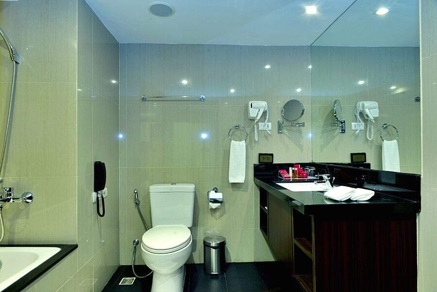 בנגקוק White Orchid Hotel מראה חיצוני תמונה