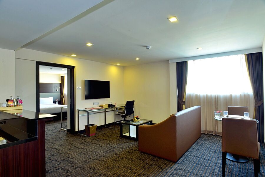 בנגקוק White Orchid Hotel מראה חיצוני תמונה
